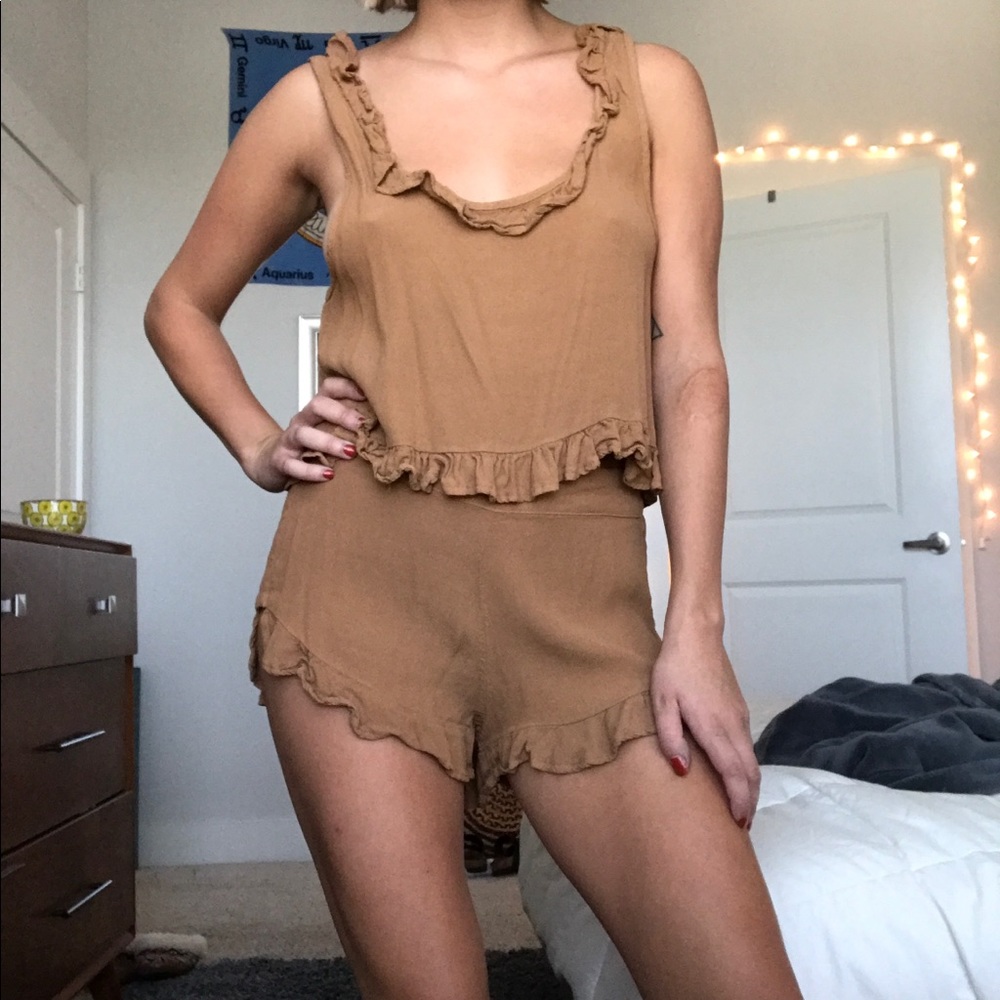 Two piece set neutral comfy